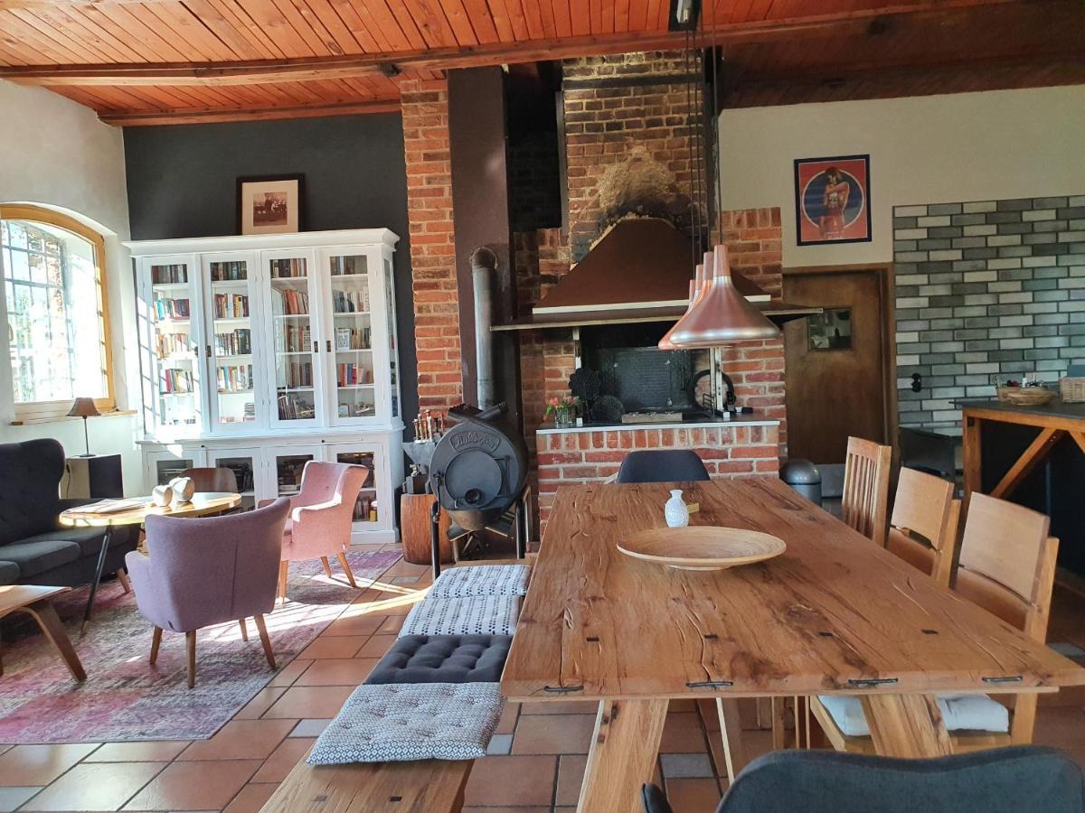 Schmiede1860 Acomodação com café da manhã Gross Dratow Exterior foto
