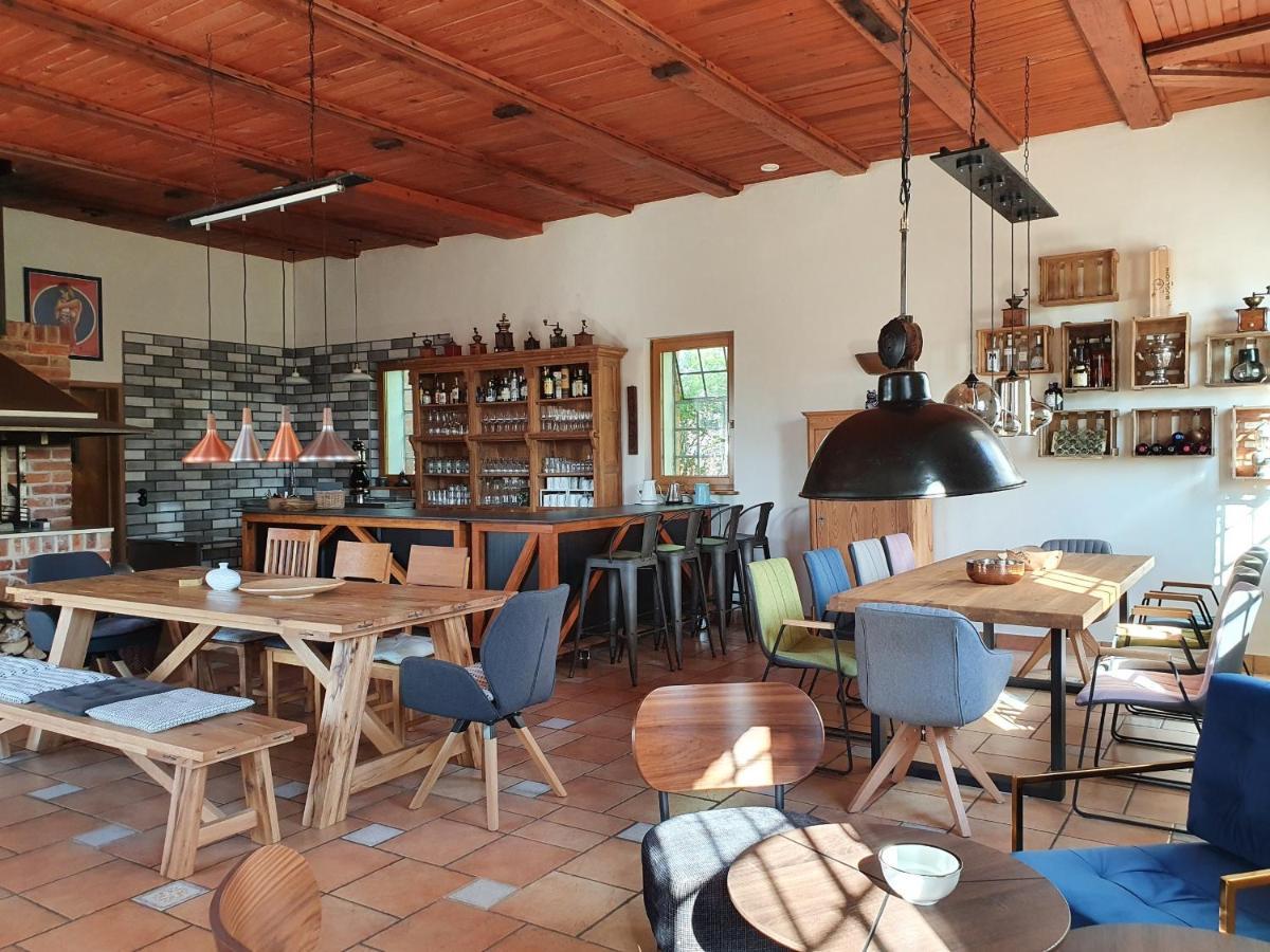 Schmiede1860 Acomodação com café da manhã Gross Dratow Exterior foto