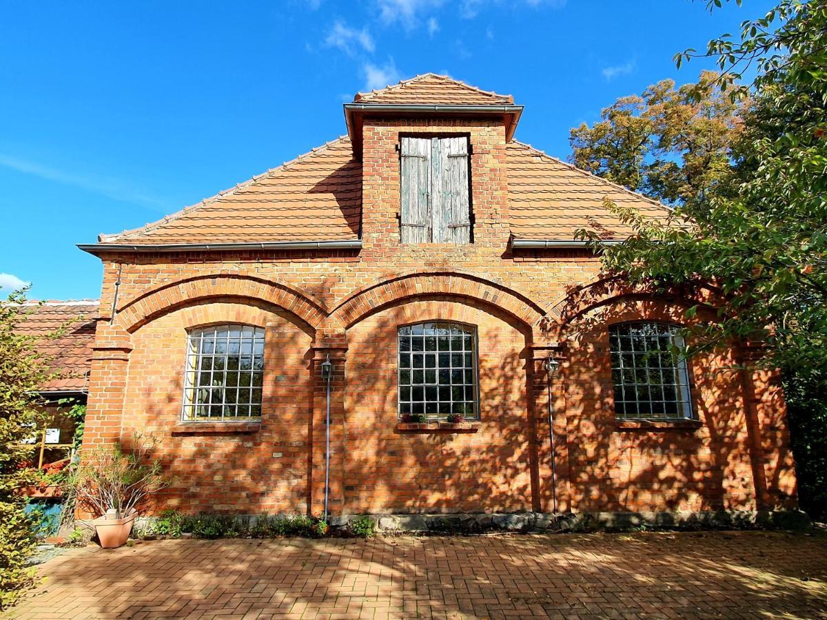 Schmiede1860 Acomodação com café da manhã Gross Dratow Exterior foto